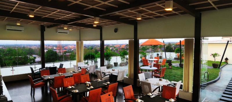 Parkside Denbukit Residence & Suite Jimbaran Esterno foto