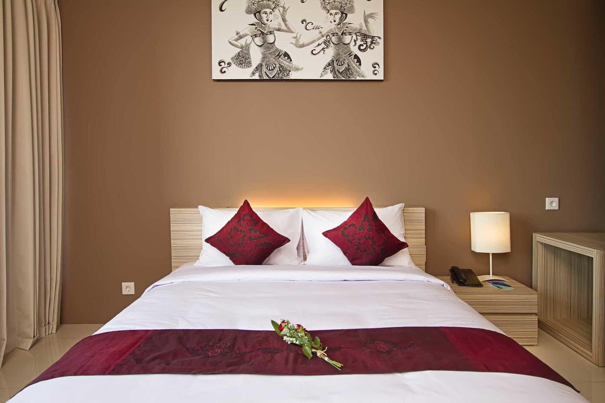 Parkside Denbukit Residence & Suite Jimbaran Esterno foto