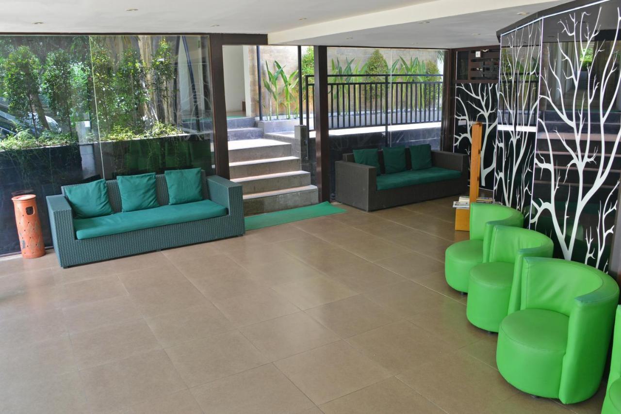 Parkside Denbukit Residence & Suite Jimbaran Esterno foto