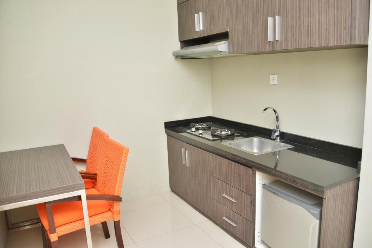 Parkside Denbukit Residence & Suite Jimbaran Esterno foto